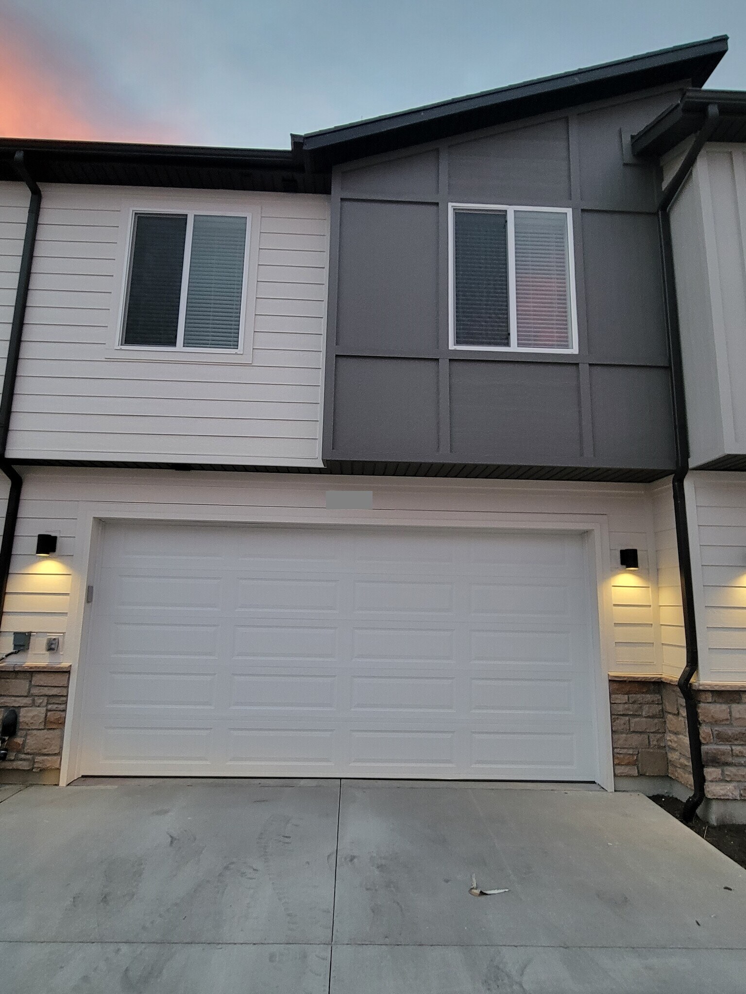 Building Photo - 3147 S 350 W