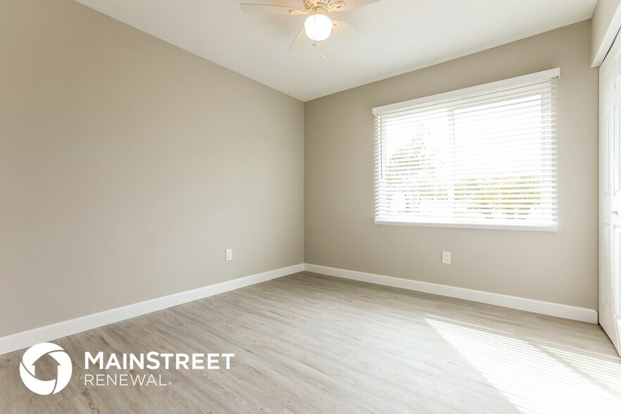 Building Photo - 5292 Trekell St