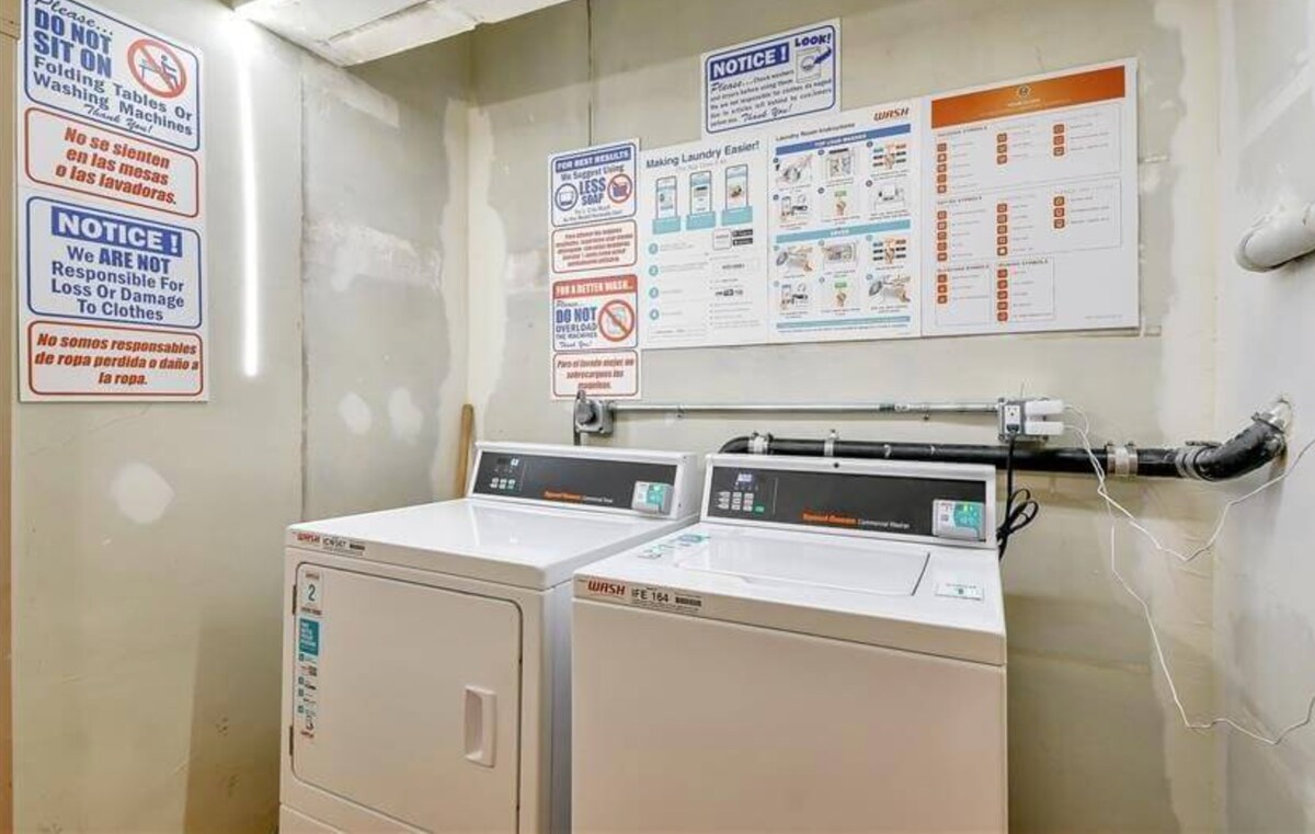 Building Photo - 2255 Market St