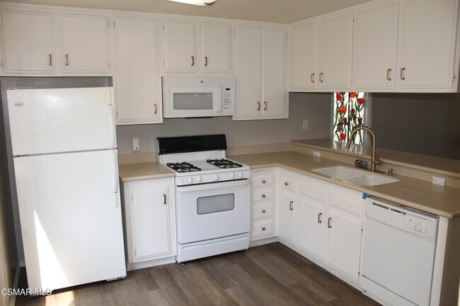 Building Photo - 6254 Shoup Ave