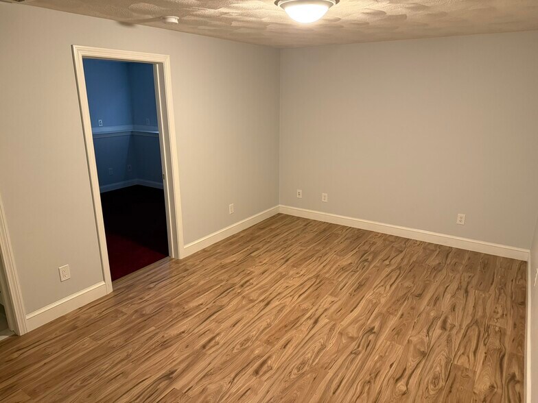 Basement Family room & Bedroom - 86 Central St