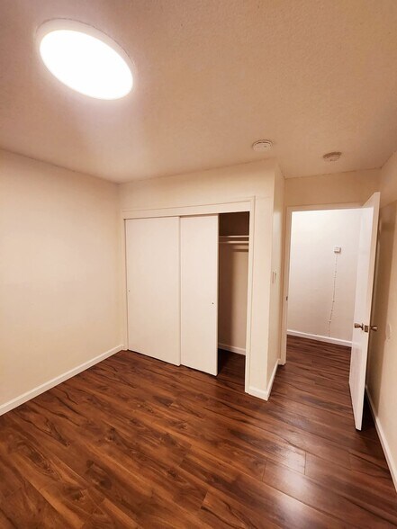 Building Photo - 7440 Tiara Way