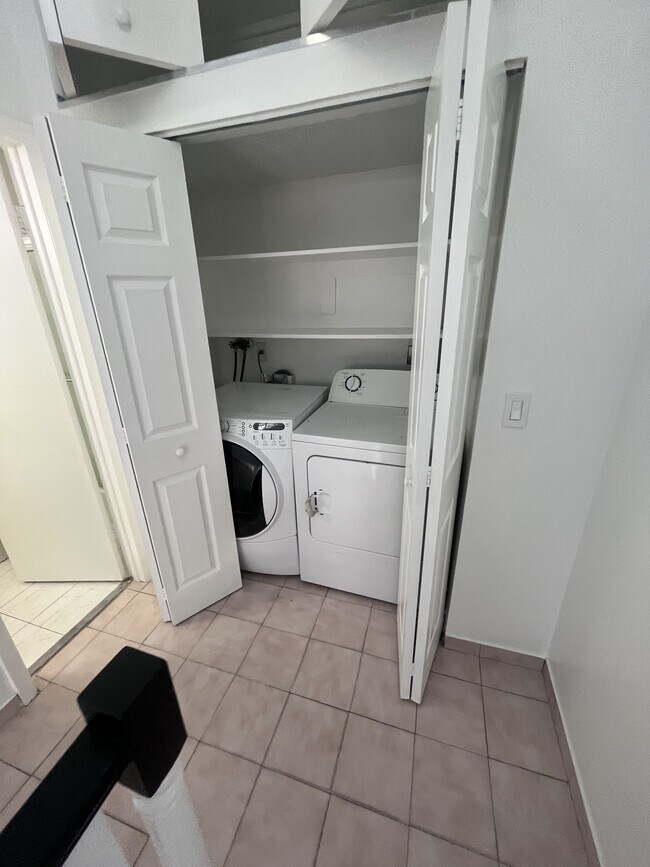 Building Photo - 8608 NW 8th St