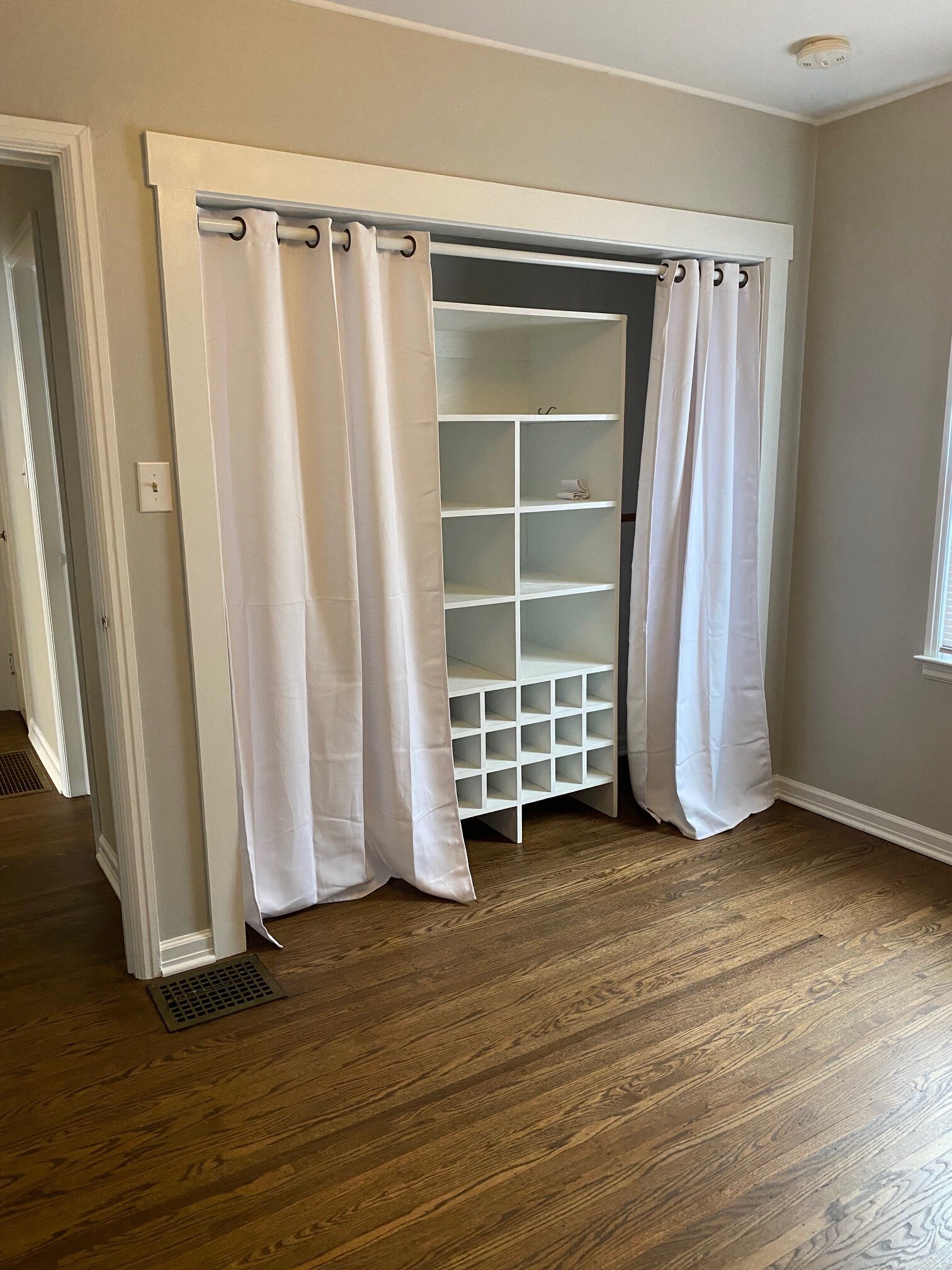 Building Photo - 5311 Crittenden Ave