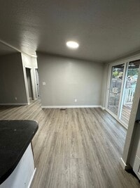 Building Photo - 3-bedroom 2 bath House