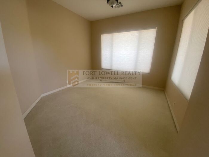 Building Photo - 31108 N 72nd Pl