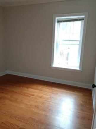Building Photo - 2706 W Ainslie St