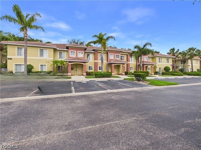 Building Photo - 9440 Ivy Brook Run