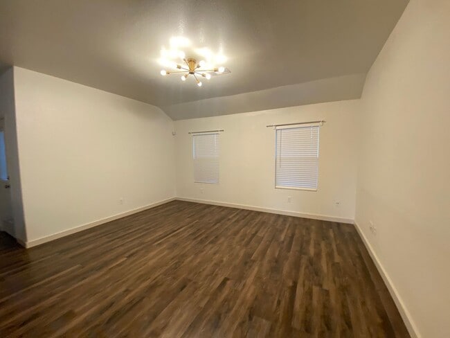 Building Photo - Beautiful Upgraded 3 Bedroom home in Brookland School District!