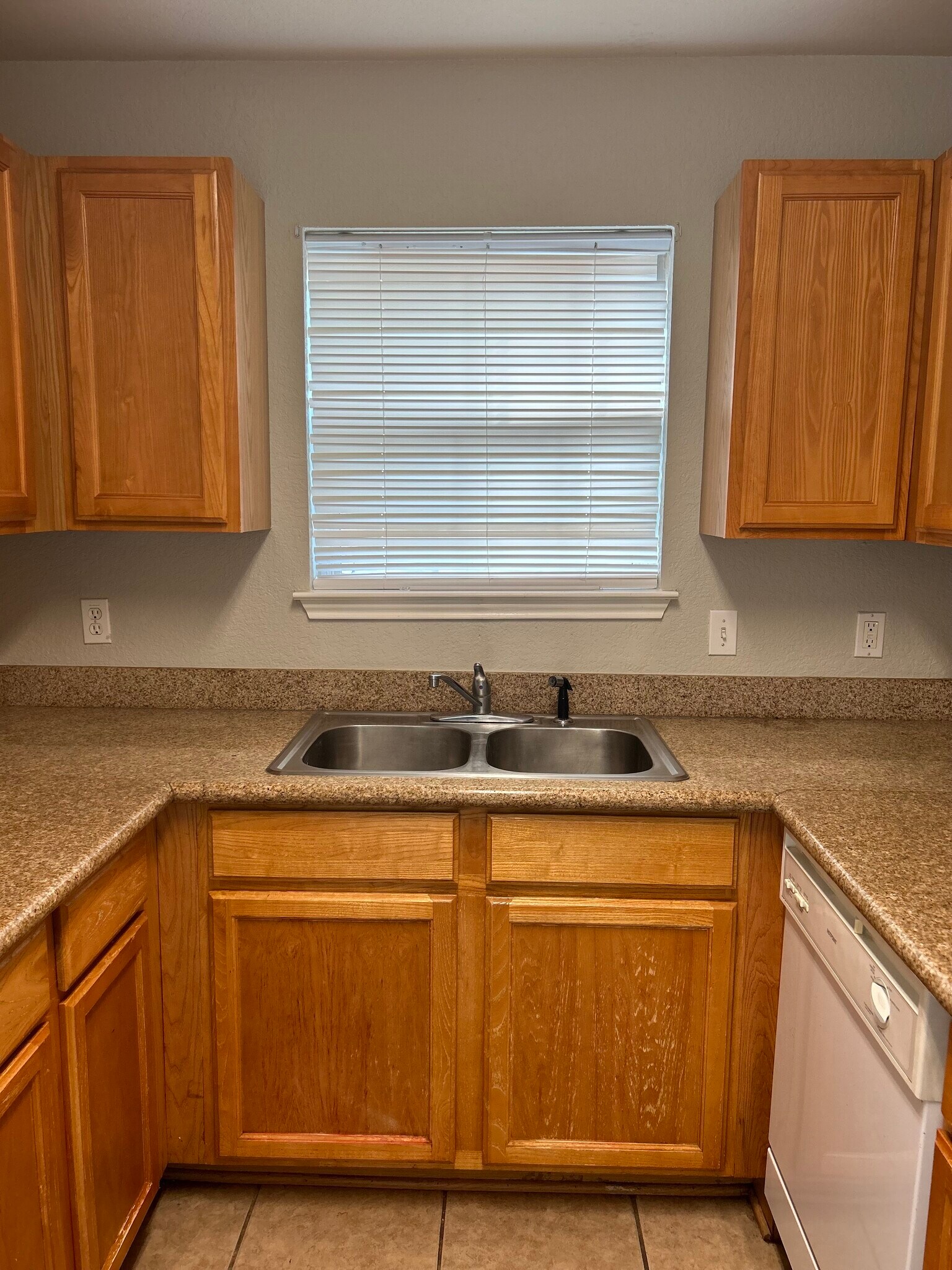 Building Photo - 13613 Woodstone Way