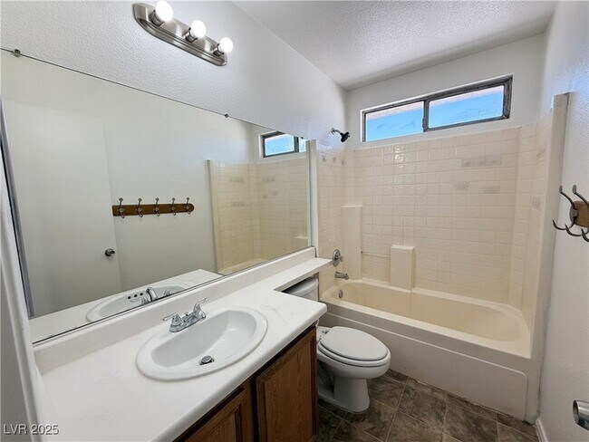 Building Photo - 5968 Hickory Nut Ave