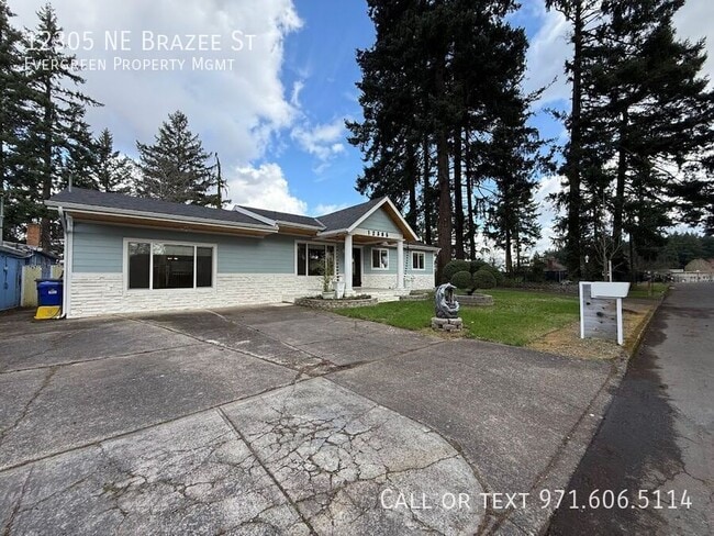 Building Photo - 12305 NE Brazee St