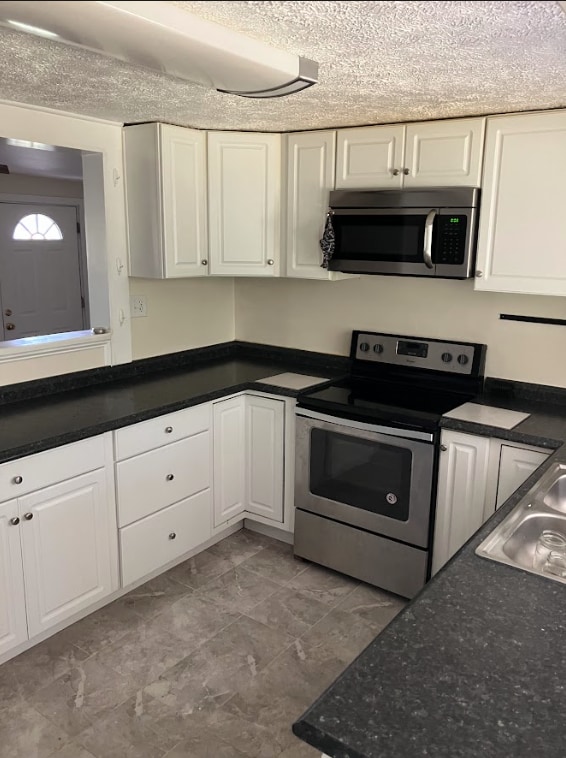 Building Photo - 4854 Rolling Rd