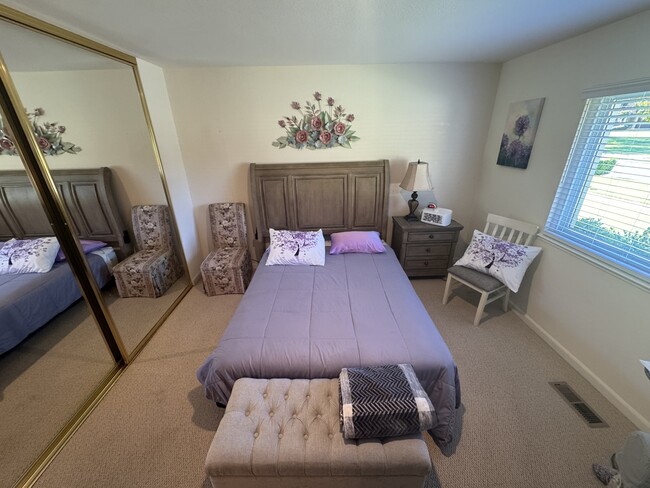 Building Photo - 23799 Monterey Salinas Hwy