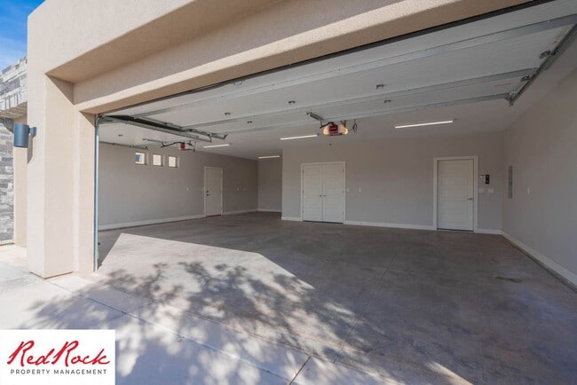 Building Photo - 4 Bedroom Home In The Dunes At Sand Hollow...