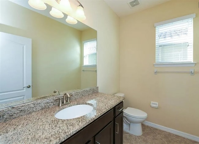 Building Photo - 2948 Oriole Dr