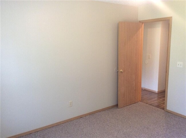 Building Photo - 1510 N Bernice Dr