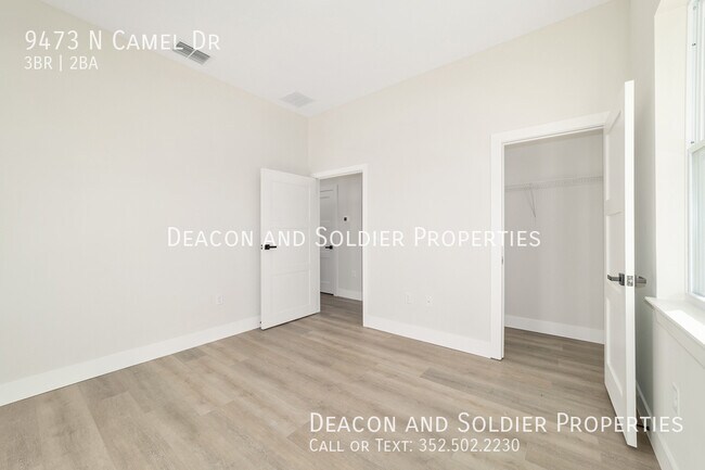 Building Photo - 9473 Camel Dr
