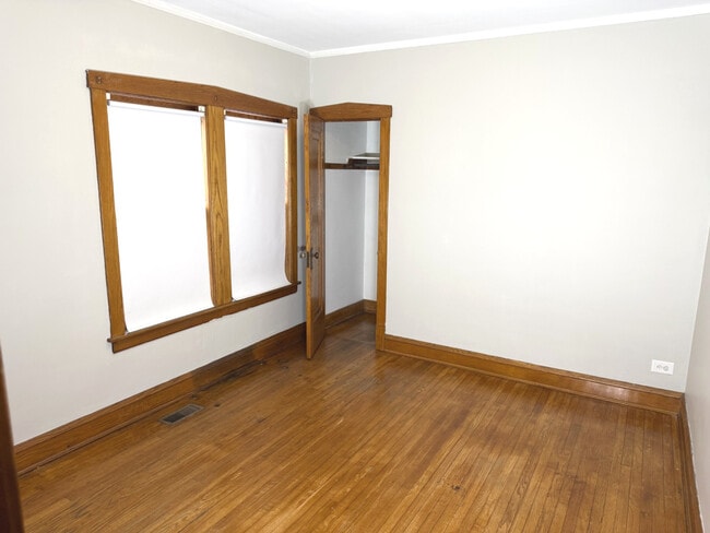 Building Photo - 1940 Wenonah Ave