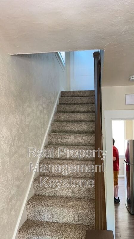 Building Photo - 33 Merritt Ave