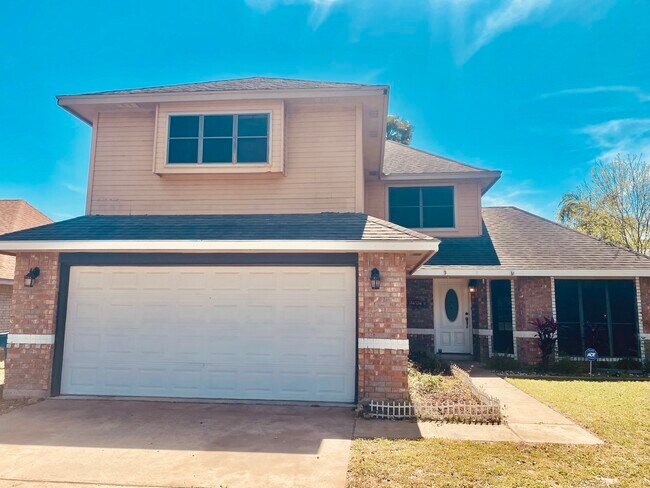 Building Photo - 1945 Zenaida Ave