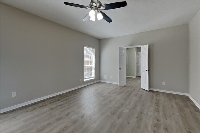 Building Photo - 14918 Laytham Ln