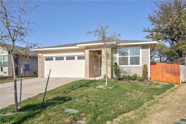 Building Photo - 280 Tequilana Pass