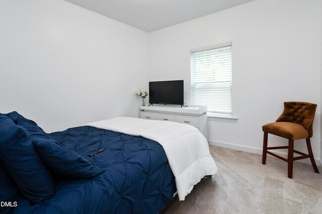 Building Photo - 396 Bent Willow Dr