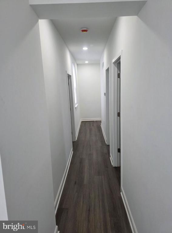 Building Photo - 514 Ryers Ave