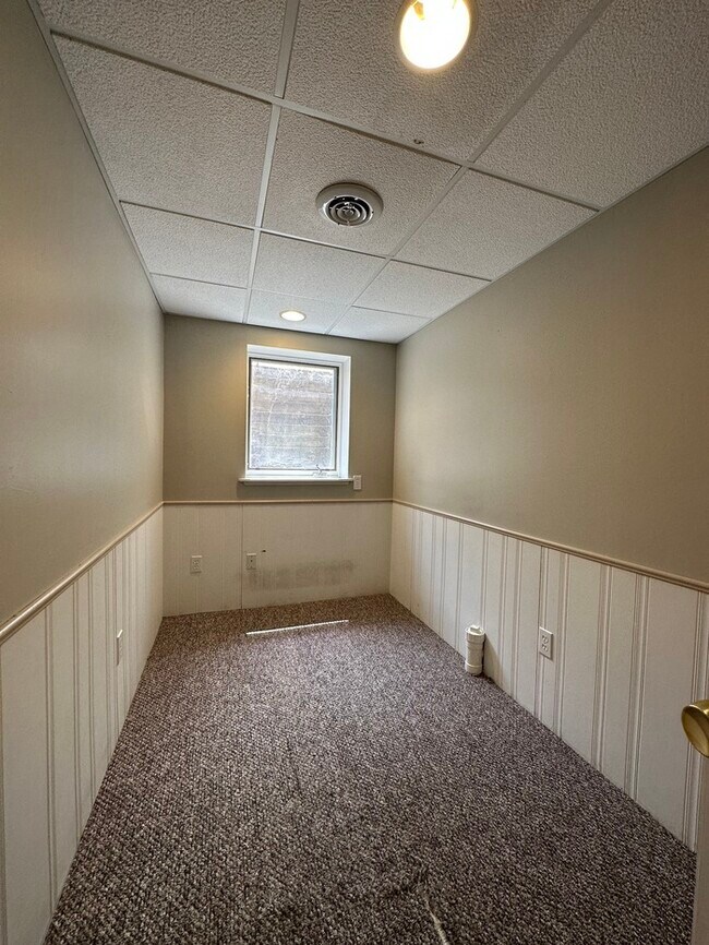 Building Photo - Nice and Large 3BR/1.5ba unit for rent in ...