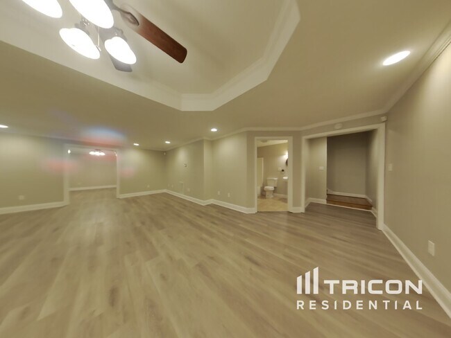 Building Photo - 3902 Ruby Way