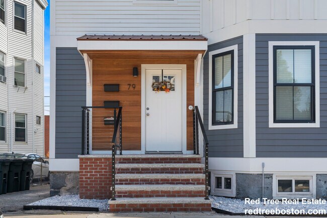 Building Photo - 79 Sydney St