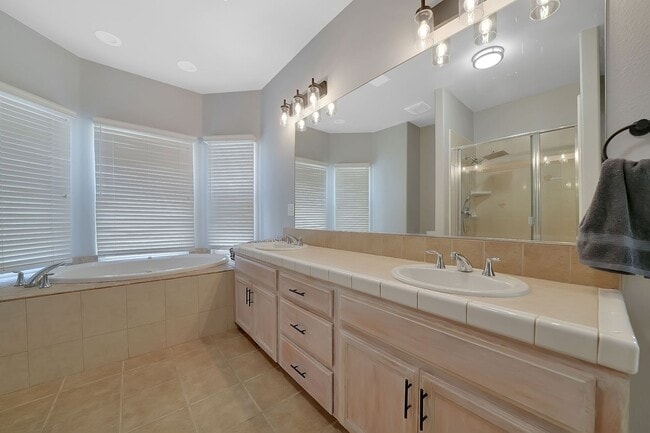 Building Photo - Copperopolis 3 Bd. / 2 Ba. Lake Access Fur...