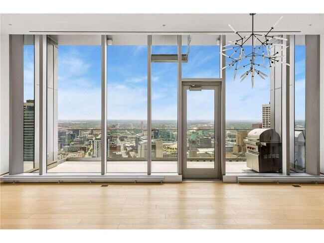 Building Photo - 255 Hennepin Ave