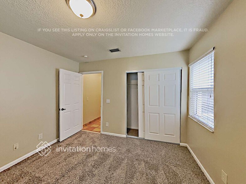 Building Photo - 6229 Ungerer St