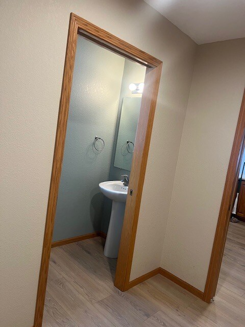 Building Photo - 1731 Crooked Ave