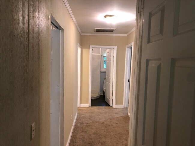 Building Photo - 703 Buford Hwy