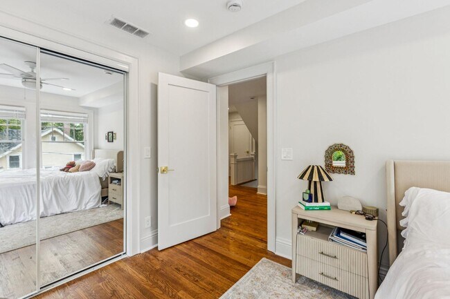 Building Photo - 501 N 41st Ave