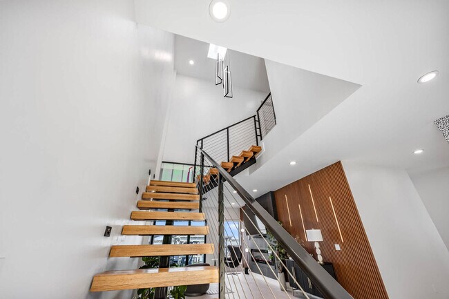 Building Photo - 2175 S Tropical Trail