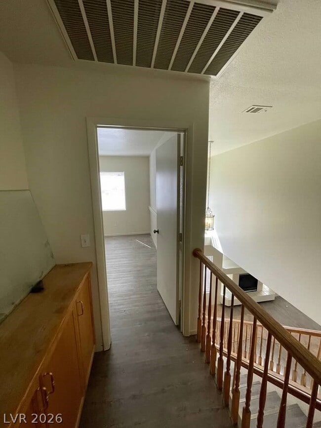 Building Photo - 8829 Cornwall Glen Ave