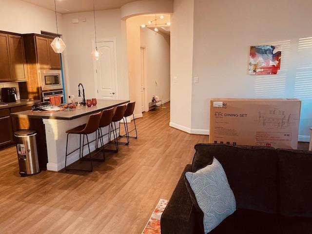 Building Photo - 1925 Waterfall Ave