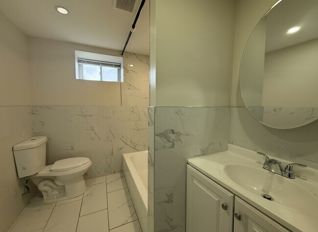 Building Photo - 6900 Cedar Park Ave