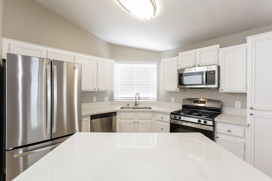 Building Photo - 5514 Night Swim Ln