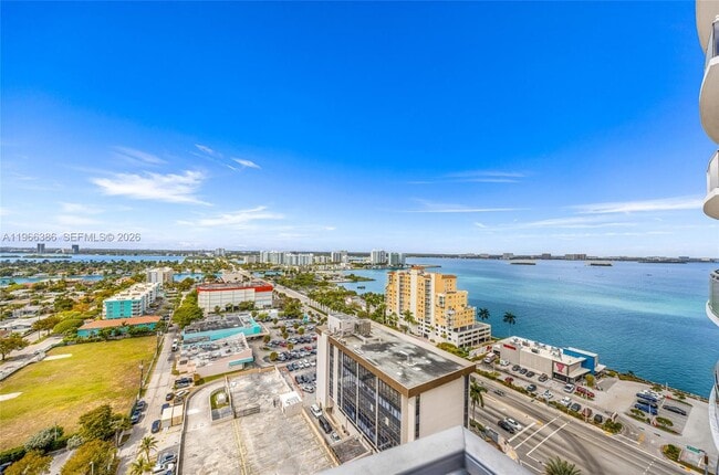 Building Photo - 7901 Hispanola Ave