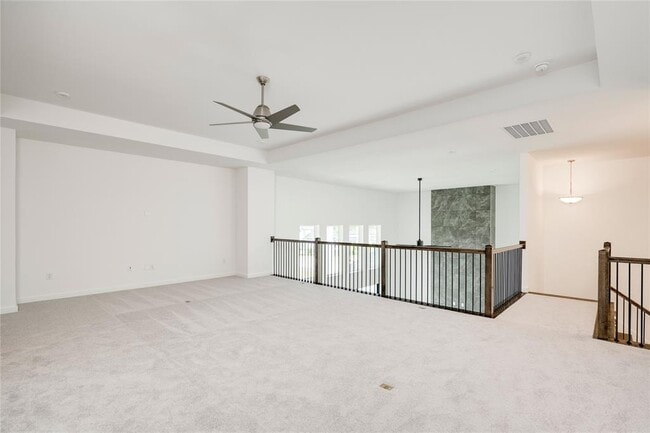 Building Photo - 2420 Sondrio Bnd