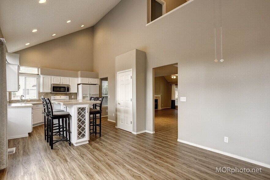 Building Photo - 12840 SW Harlequin Dr