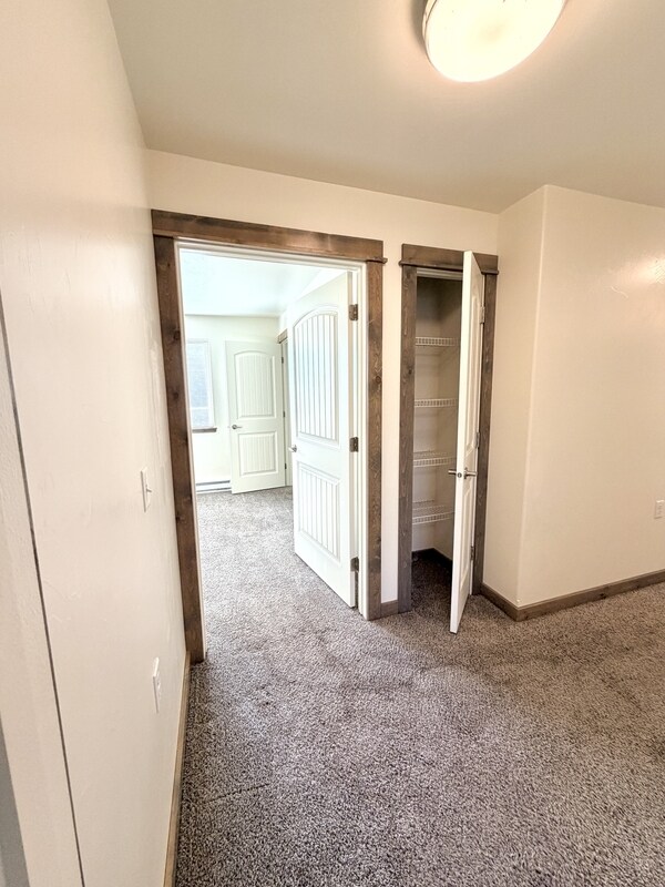 Building Photo - 901 Gibbon St