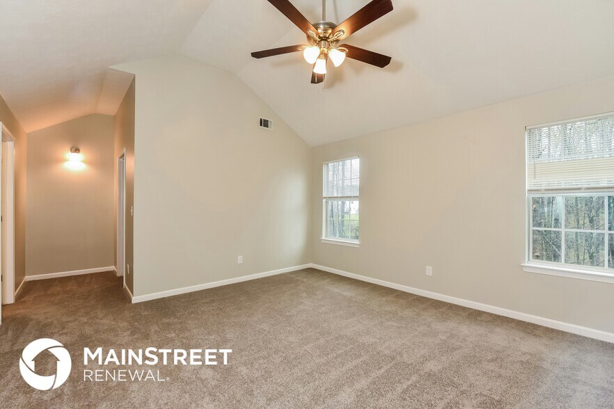 Building Photo - 7548 Garnet Dr