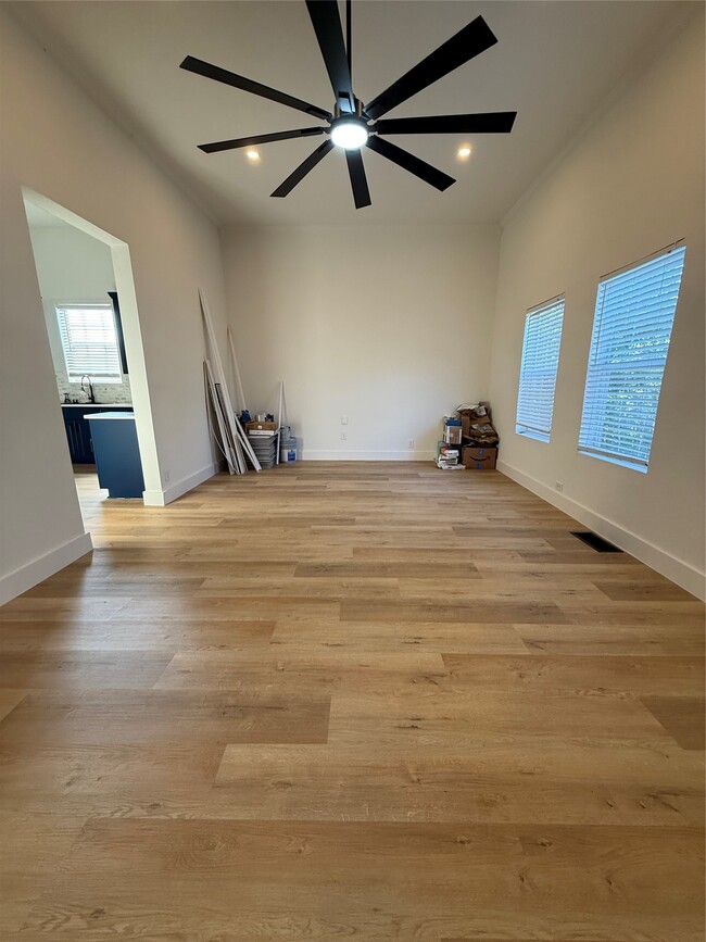 Building Photo - 1118 Wyoming St