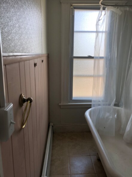 Building Photo - 182 Jersey St